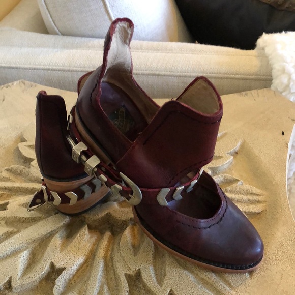 Freebird Blade ankle boots - Picture 2 of 9